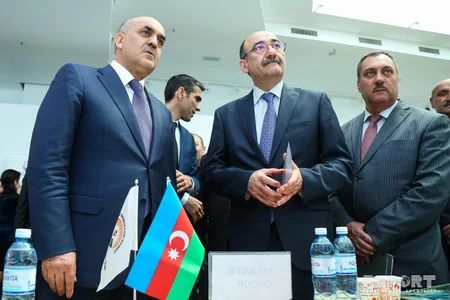 Bakıda “Karyerada ilk addım” devizi altında məşğulluq tədbiri keçirilib