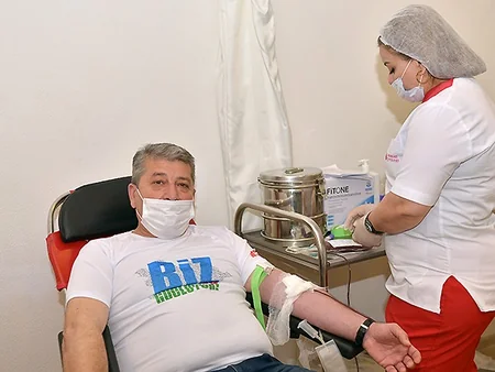 AFFA management attends blood donation campaign