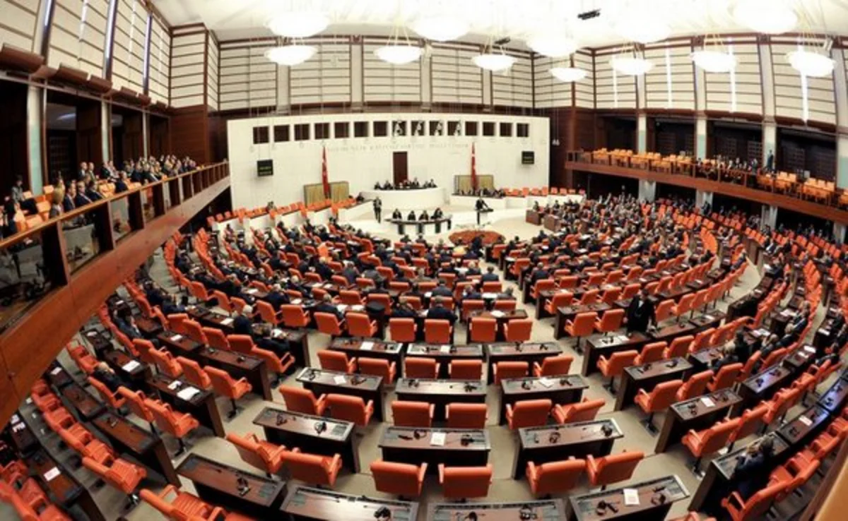 ​Парламент Турции вынес правительству Давутоглу вотум доверия
