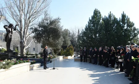 Prezident İlham Əliyev maestro Niyazinin Bakıda abidəsinin açılış mərasimində iştirak edib - YENİLƏNİB
