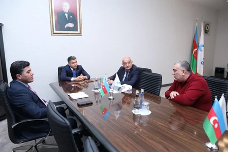 Azəriqazın baş direktoru Vətən müharibəsi iştirakçısı ilə görüş keçirib