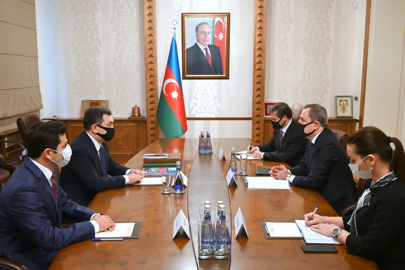 Ceyhun Bayramov Beynəlxalq Türk Akademiyasının prezidenti ilə görüşdü