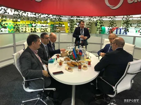 Polad Bülbüloğlu: Azərbaycan Rusiyaya kənd təsərrüfatı məhsullarının ixracında öncül mövqedədir