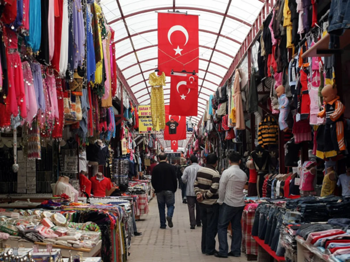 Rus və alman turistlərin Türkiyəyə axını kəskin azalıb