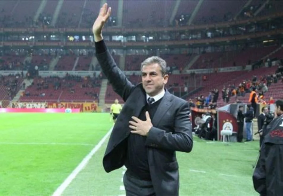 ​Qalatasarayın sabiq baş məşqçisi Bursasporla anlaşıb