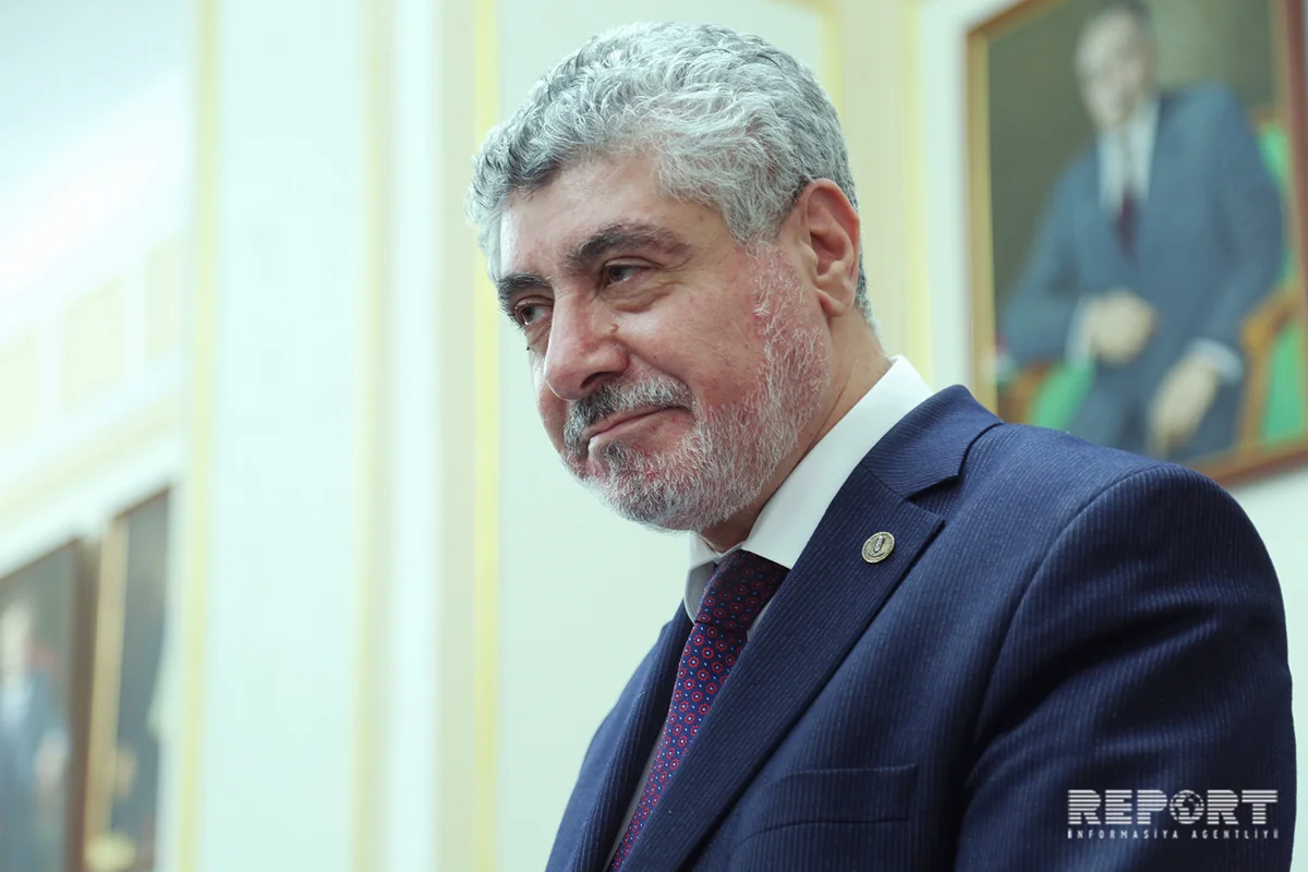 Akademik: Hazırda gənclər fundamental elmlərə maraq göstərmirlər