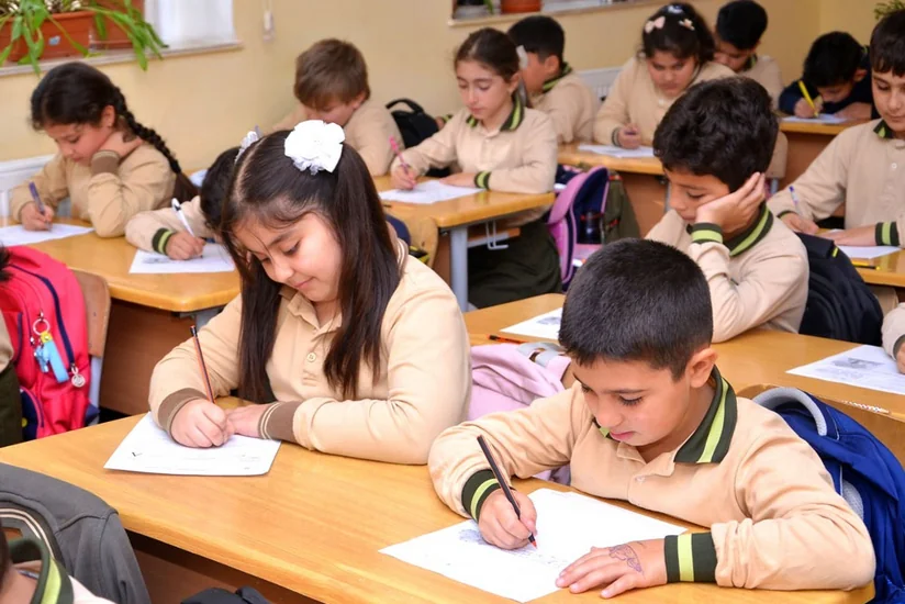 125 mindən çox şagird üçün Azərbaycan dili fənni üzrə monitorinq keçirilib