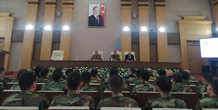 FHN-in beynəlxalq humanitar əməliyyatlarda fəaliyyəti mövzusunda tədbir keçirilib