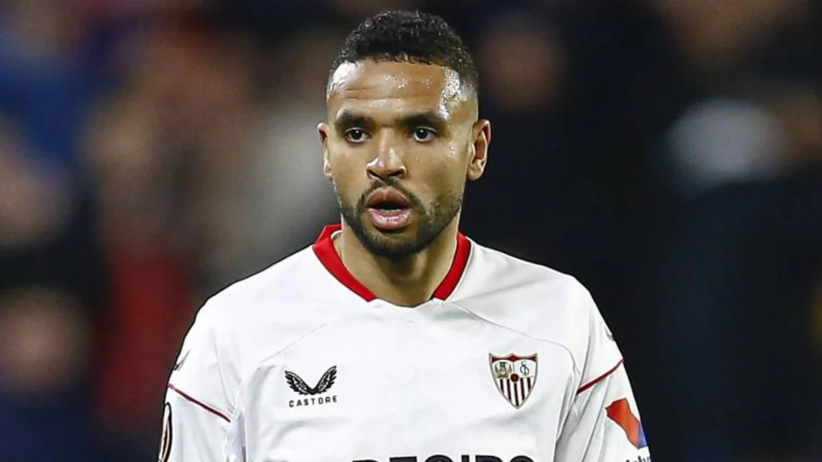Fənərbağça klubu Yussef En-Neserini transfer edib