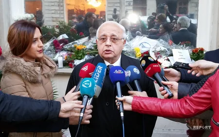 Azərbaycan baş nazirinin müavini Fransa səfirliyində başsağlığı verib - FOTO
