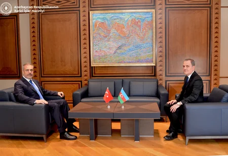 One-on-one meeting between Azerbaijani, Turkish FMs begins