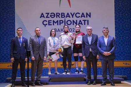 Ağırlıqqaldırma üzrə Azərbaycan çempionatının ilk qalibi müəyyənləşib