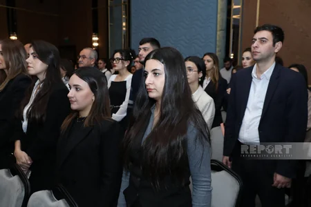 “Qalib Lider faktoru: Ölkəmizin dünyada artan nüfuzu və yeni reallıqlar” mövzusunda konfrans keçirilib