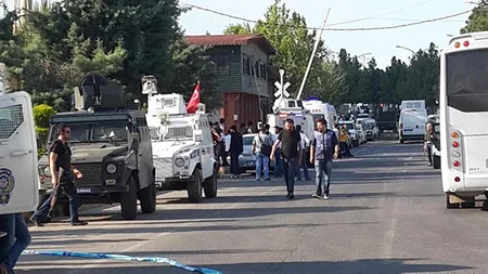 ​Türkiyədə terror aktı nəticəsində 3 nəfər ölüb, 45 nəfər yaralanıb - YENİLƏNİB 2 - VİDEO