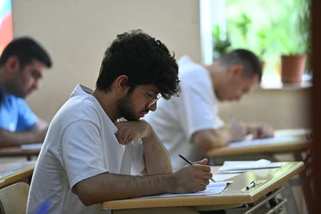 DİM magistraturaya qəbul imtahanı keçirib - YENİLƏNİB