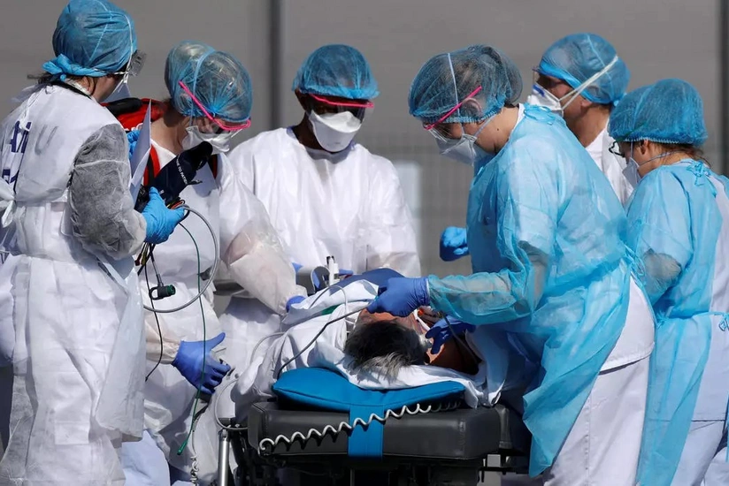 Fransada sutkada 7 mindən çox insanda koronavirus aşkarlandı