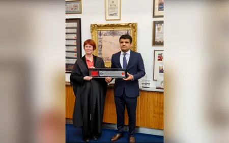 Londonda yaşayan azərbaycanlı yüksək dərəcəli fəxri ada layiq görülüb