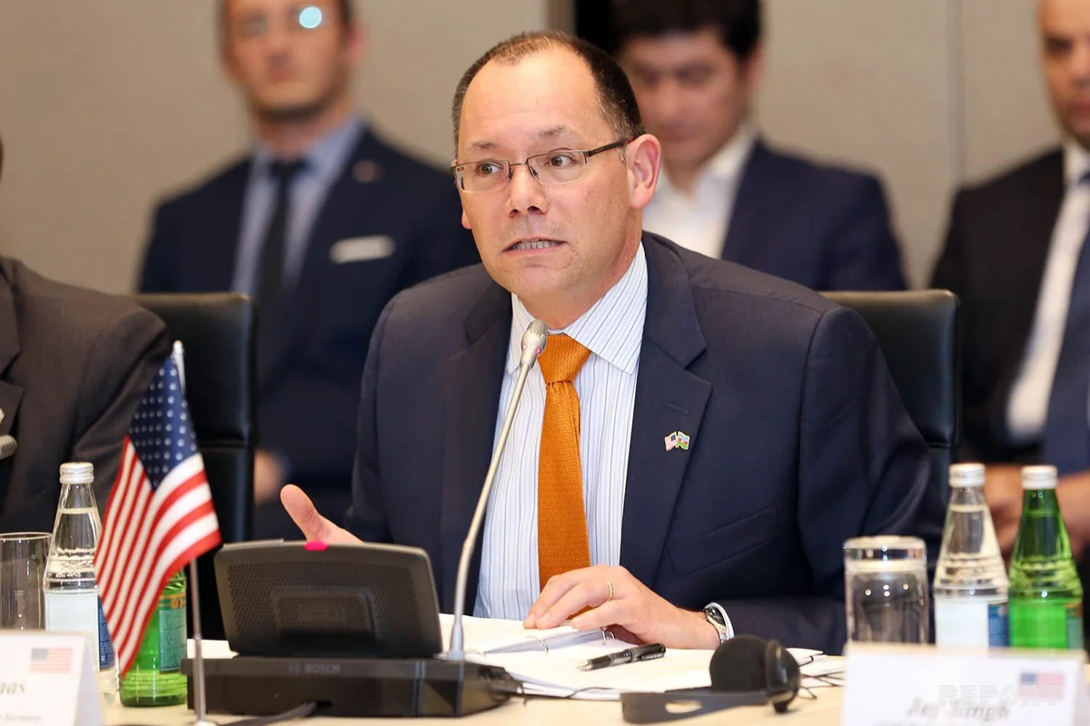 Peter Haas: ABŞ şirkətləri enerji, İKT, nəqliyyat və turizm sahəsində Azərbaycanda işləməyə böyük maraq göstərə bilər