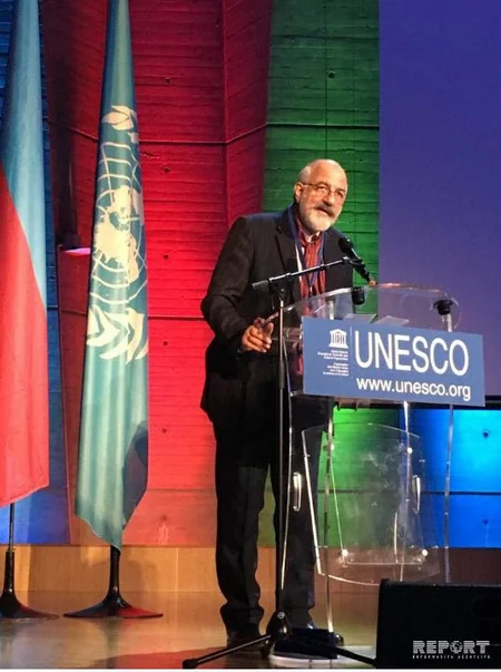 Alim Qasımov UNESCO-nun baş qərargahında konsert verib
