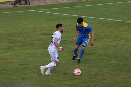 Premyer Liqa: Qarabağ Kəpəzlə heç-heçə edib