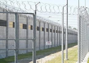 Bakıda cəzaçəkmə müəssisəsində binanın dam örtüyü uçub, xəsarət alan var