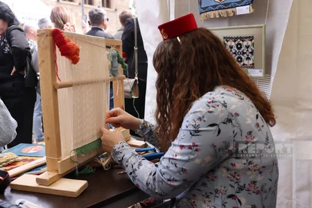 Baku hosts International Carpet Festival