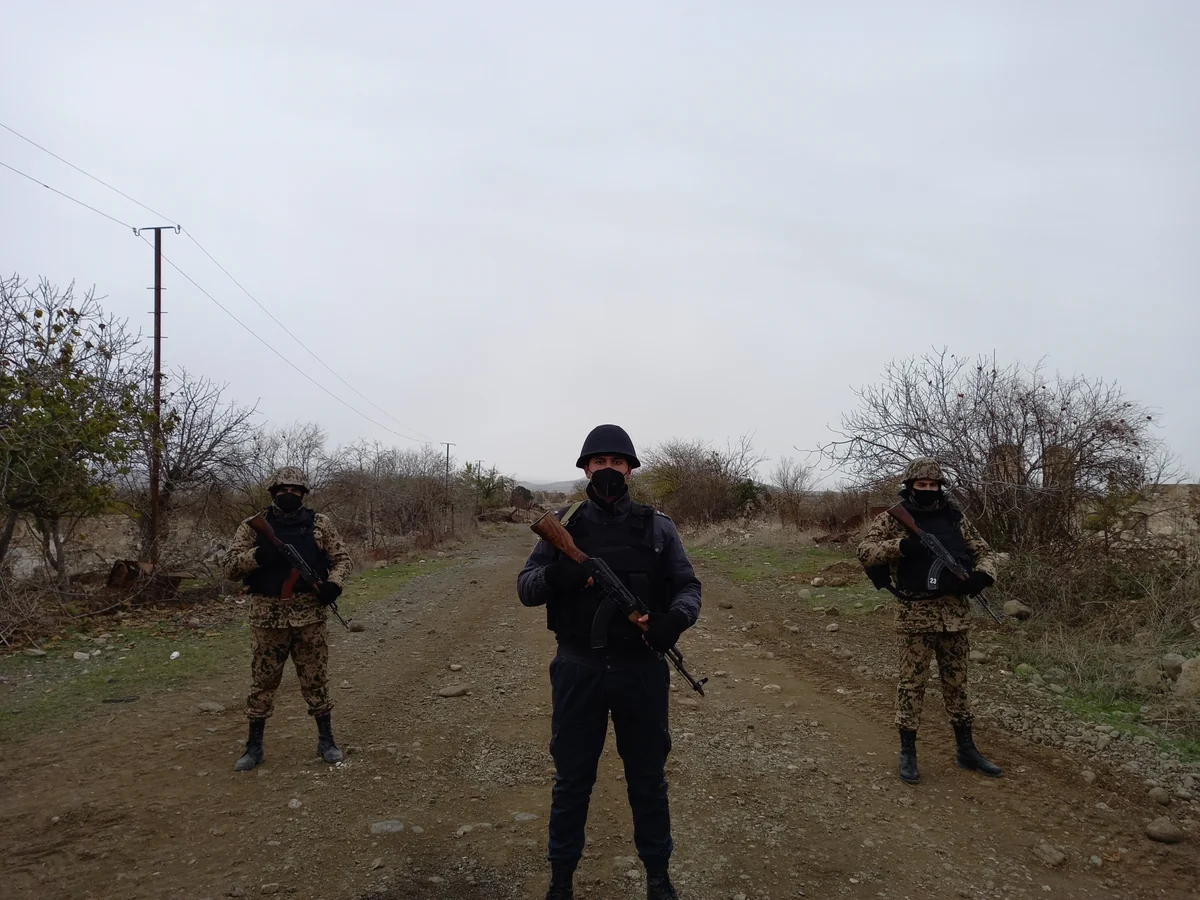 Azad edilmiş ərazilərə qanunsuz keçmək istəyən 5 nəfər həbs olunub