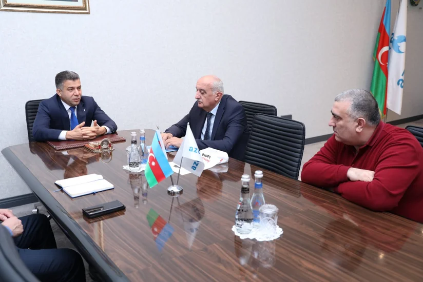 Azəriqazın baş direktoru Vətən müharibəsi iştirakçısı ilə görüş keçirib