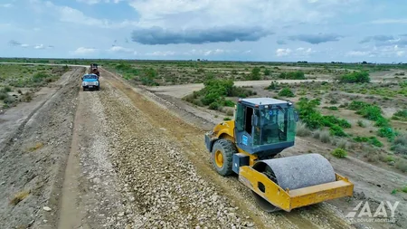 Neftçalada 4 yaşayış məntəqəsinin yolu yenidən qurulur