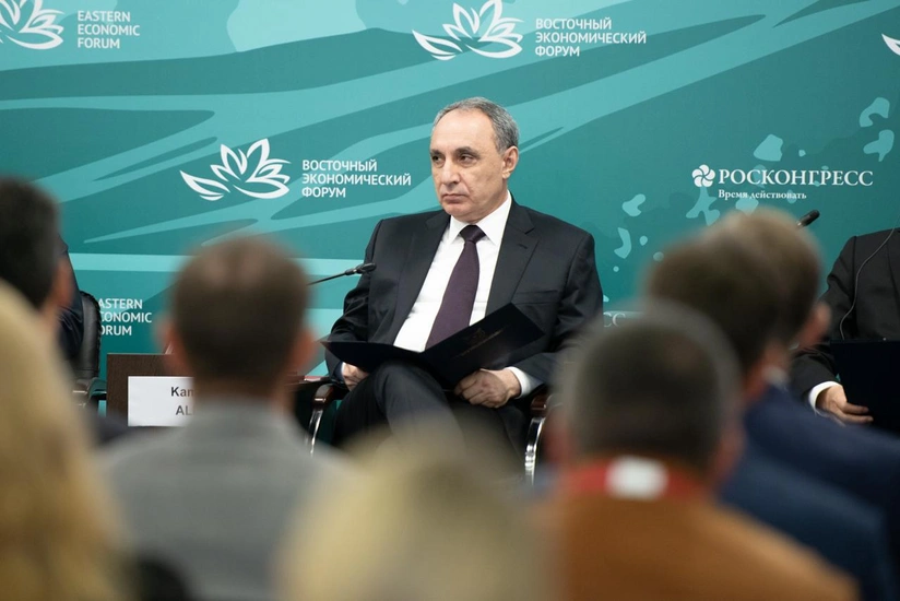 Baş prokuror Şərq İqtisadi Forumunda Qarabağdakı yenidənqurma işlərindən danışıb