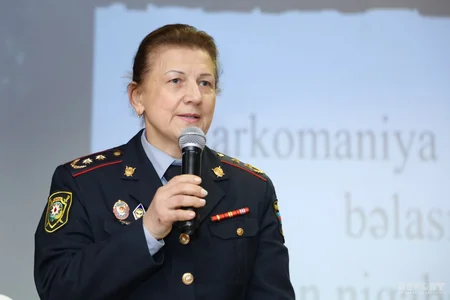 Bakı polisi məktəbliləri maarifləndirdi