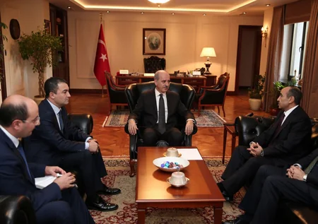 Əli Həsənov Türkiyə baş nazirinin müavinləri ilə görüşüb