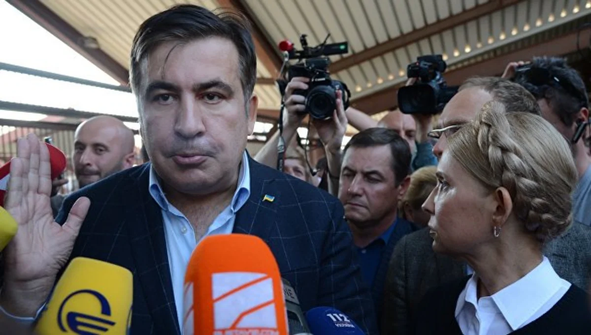 Saakaşvili Ukrayna polisini onun pasportunu oğurlamaqda ittiham edib