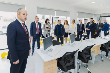 Yelo Bank ilk rəqəmsal filialını istifadəyə verdi