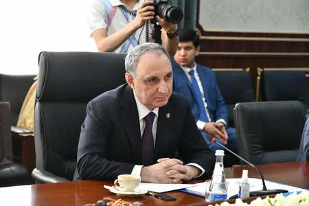 Kamran Əliyev Özbəkistanın Baş prokuroru ilə görüşüb
