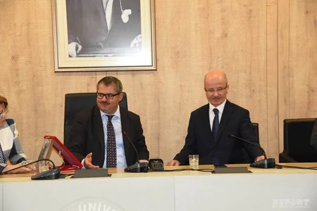 İstanbulda Azərbaycan Respublikasının xarici siyasəti mövzusunda konfrans keçirilib