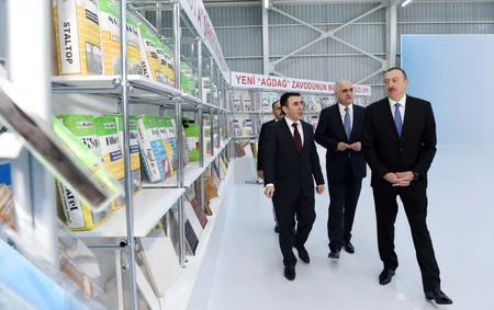 Prezident İlham Əliyev Yeni Ağdağ gips zavodunun açılışında iştirak edib