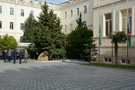 UNEC-də 20 Yanvar şəhidlərinin Memorial-Xatirə Kompleksinin açılışı olub
