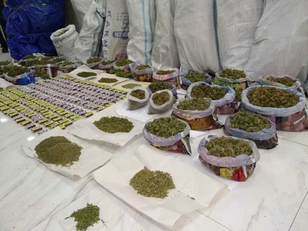 Polis əməliyyat keçirdi, keçmiş məhkum saxlanıldı