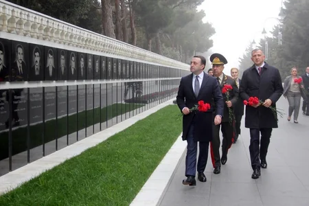 Azərbaycan və Gürcüstan Müdafiə nazirləri görüşdü - FOTO - VİDEO