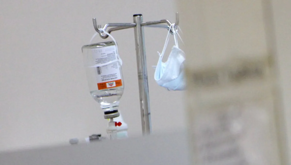 ​İstanbulda kustar üsulla hazırlanmış spirtli içkidən 12 nəfər ölüb