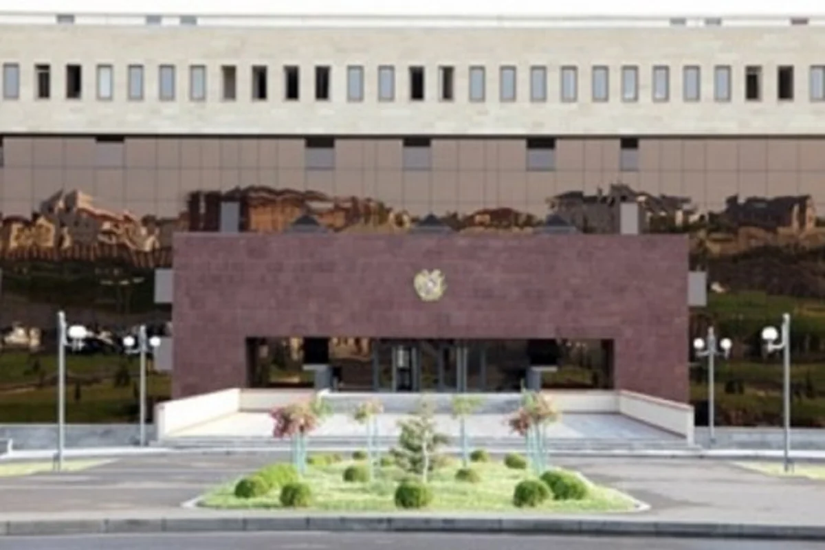 ​Ermənistan Rusiyadan silah almaq üçün danışıqlar aparır