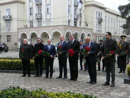 Gürcüstanda ümummilli lider Heydər Əliyevin xatirəsi anılıb
