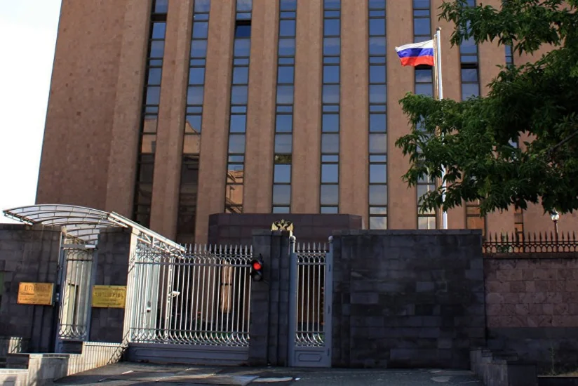 В Ереване участники акции протеста потребовали вывода российской военной базы из Армении