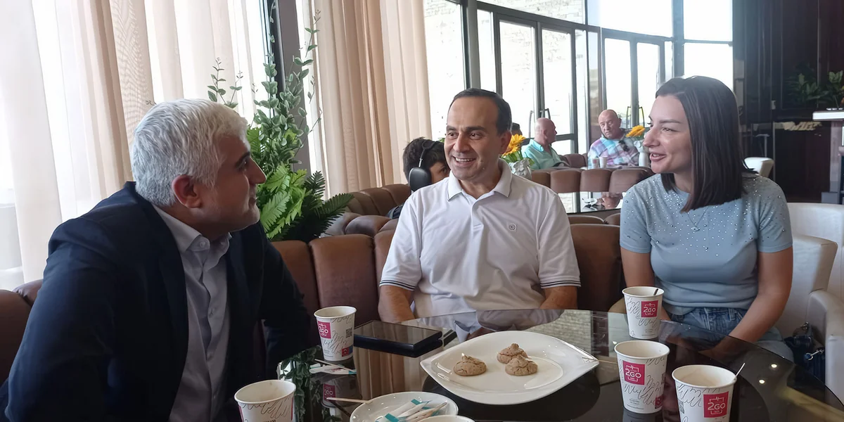 Tahir Gözəl Azərbaycanın Bolqarıstan və Fransadakı səfirləri ilə görüşüb