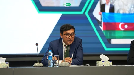 Fərid Qayıbov nazirliyin dəstəyi ilə beynəlxalq tədbirlərdə iştirak etmiş gənclərlə görüşüb