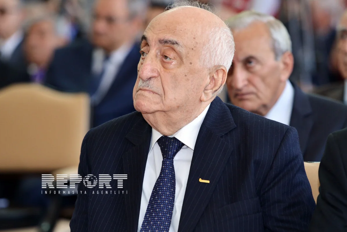 Khoshbakht Yusifzade awarded with Heydar Aliyev's Premium