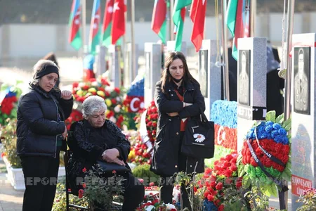 Zəfəri bəxş edənlər