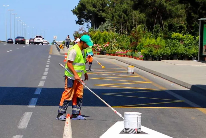 Bakı-Quba yolunun daha bir hissəsində üfüqi nişanlanma xətləri yenidən rənglənir