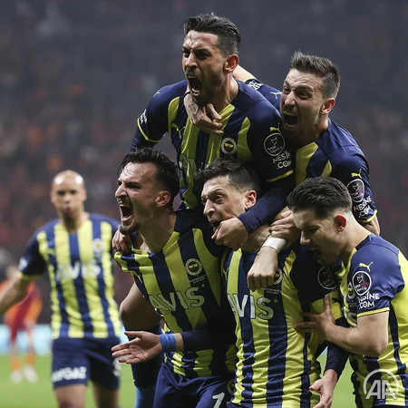 Türkiyə Super Liqası: Qalatasaray öz meydanında Fənərbağçaya uduzub